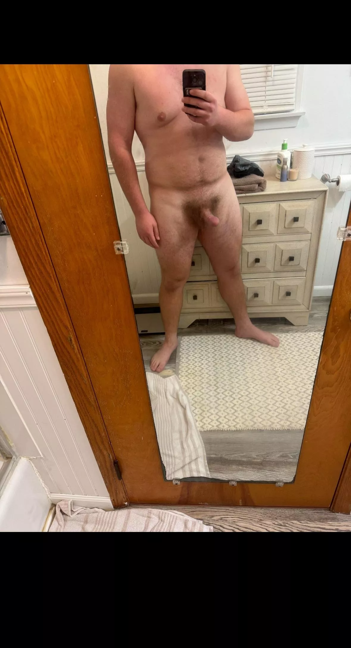 any dad bods wanna watch me cum? posted by Short_Truck4225