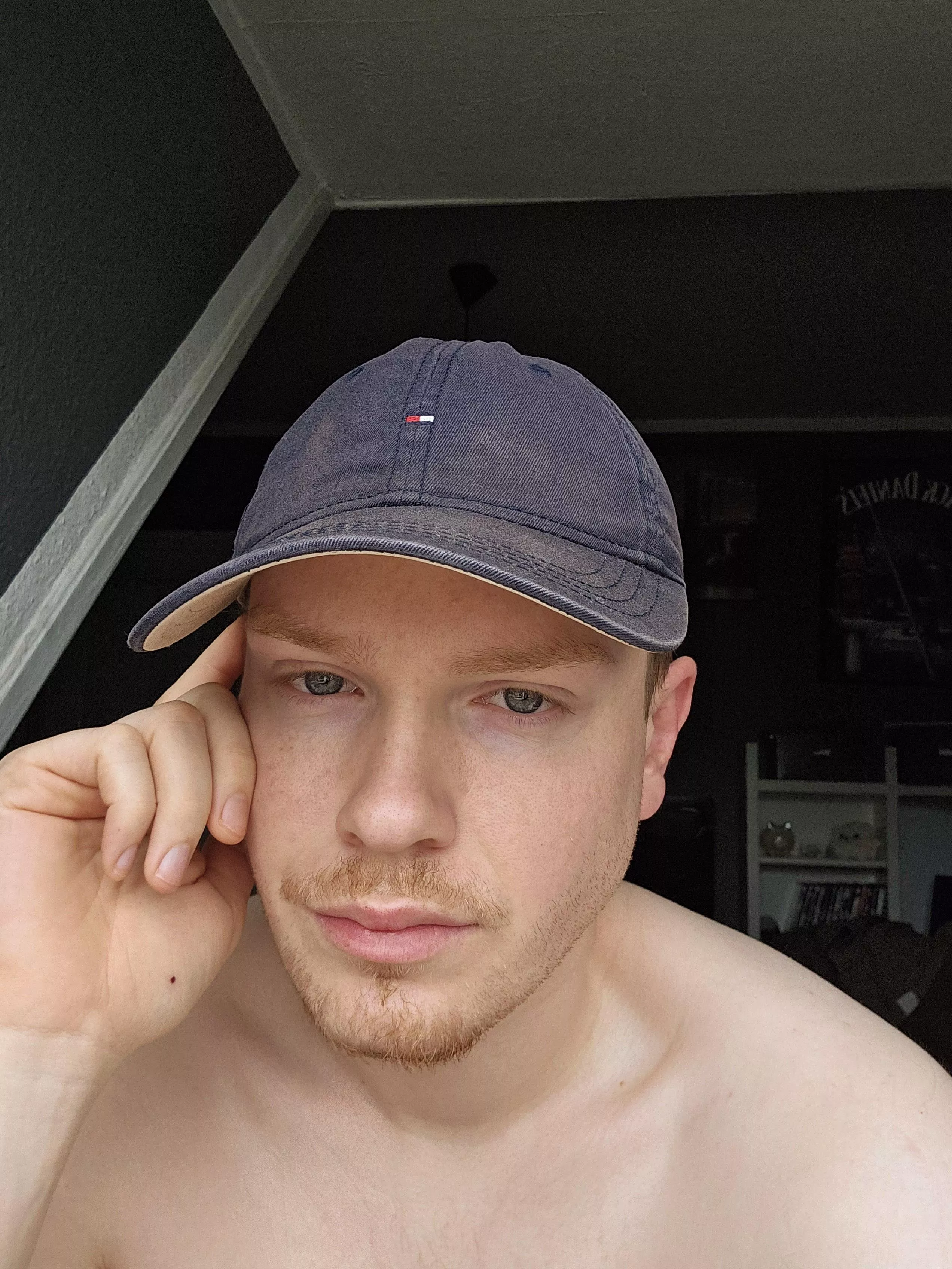 Awkward hand placement ik lol posted by YourVeryOwnGingerBoi