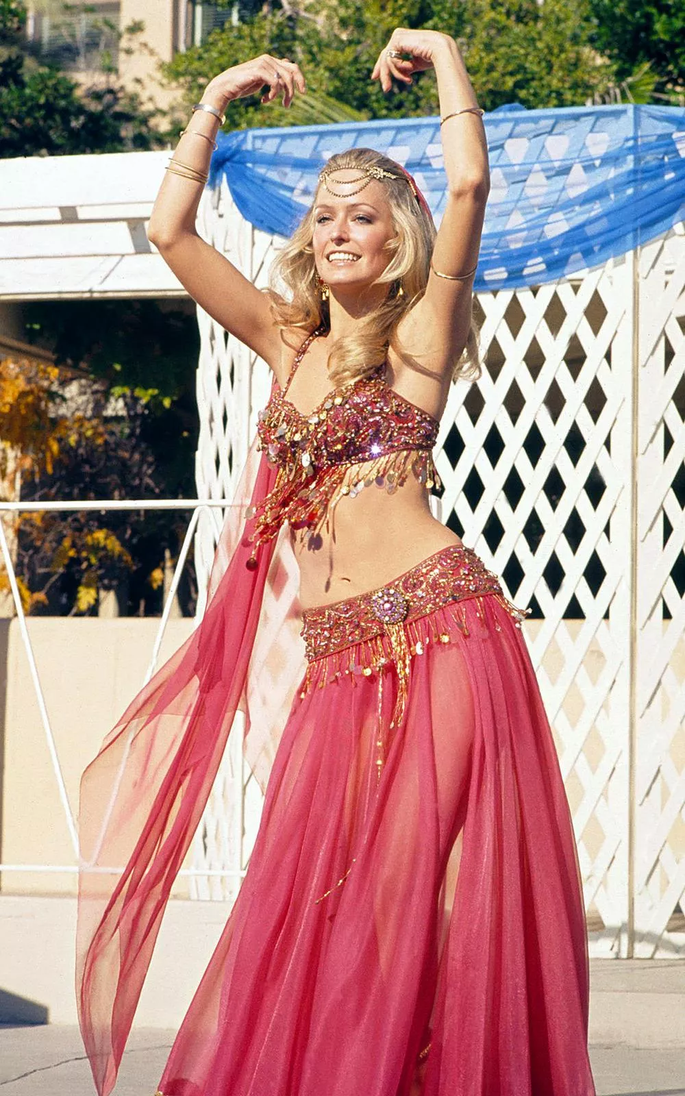 Farrah Fawcett (1976) posted by bil_sabab