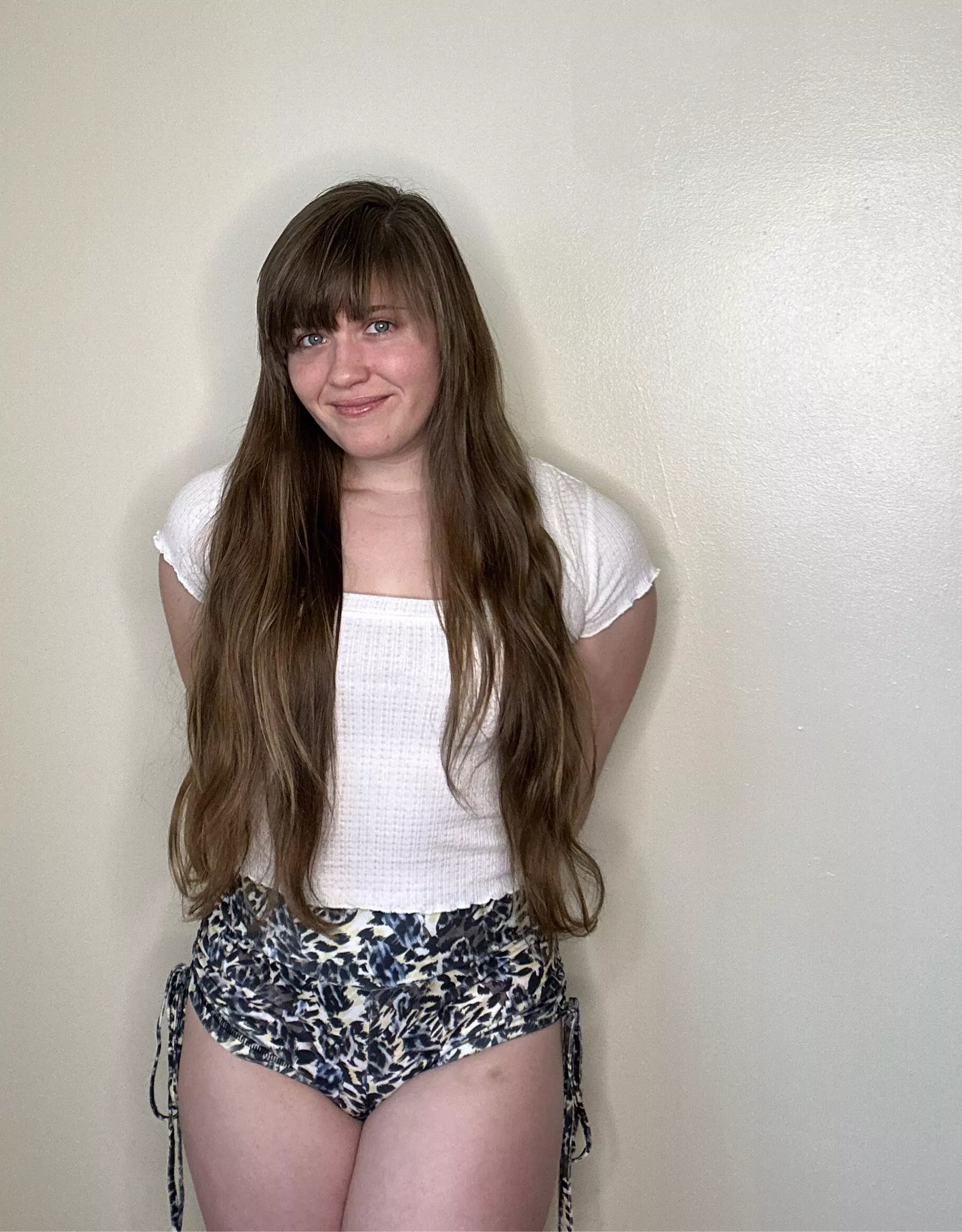 I like my shorts [f] posted by SorrryCharlie