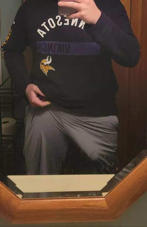 If you see me at the grocery store are you gonna stare? (21) by Independent_Cash_414