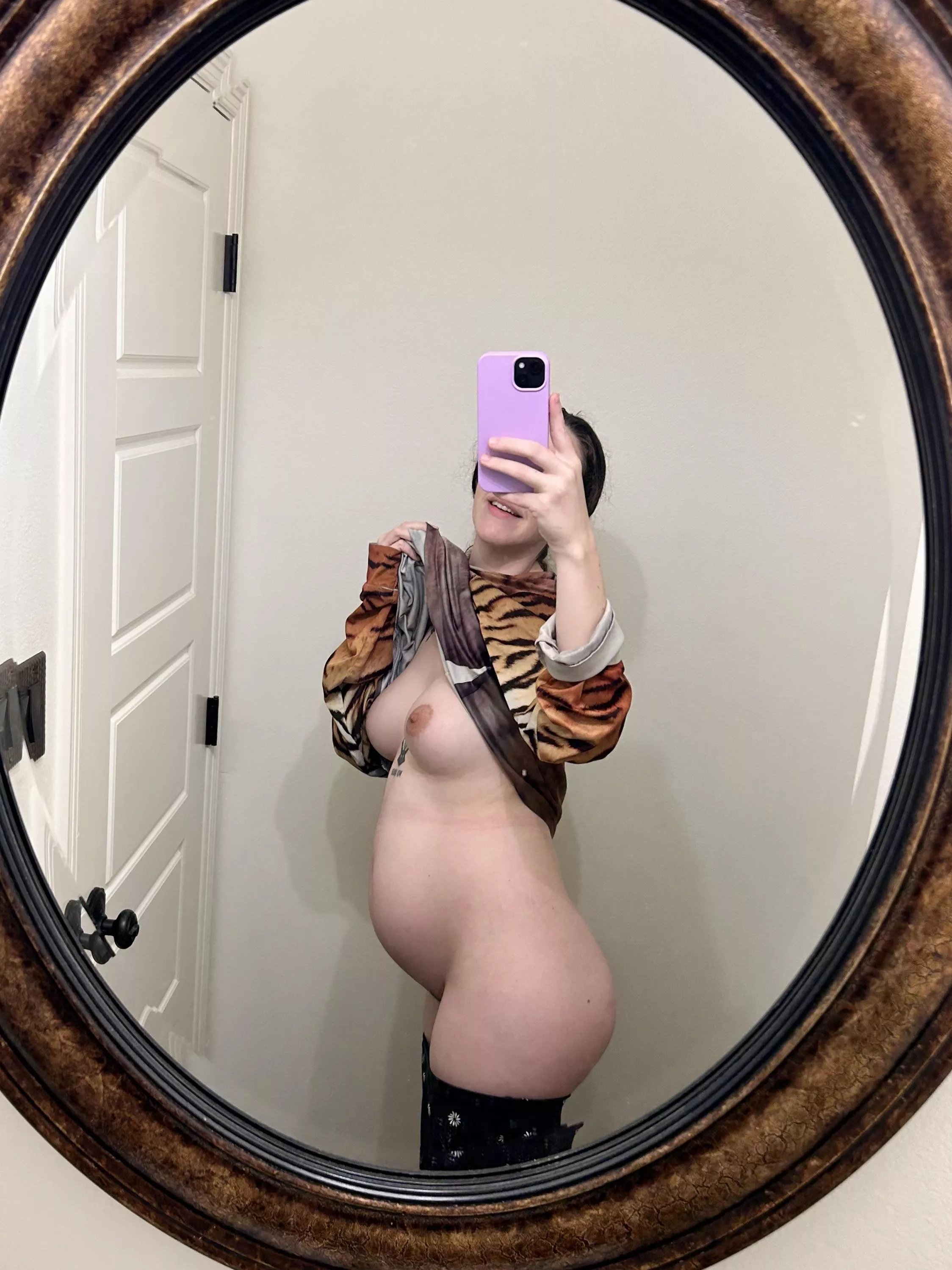 I’ve been bred properly 😍turns out “breed, no baby” is still breeding😈 posted by Freerangeamber