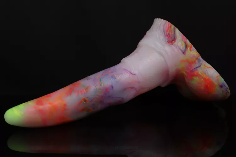 Just snagged this bad boy in L/M. Radical Rainbow with Dragon Mount. Flop for a beauty mark on base by wewantsthe_redhead