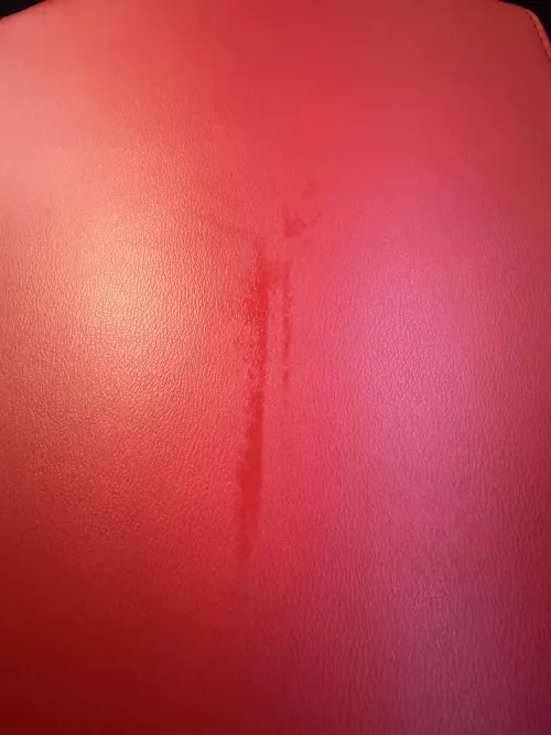 Leaving snail trails at the gym, oops 😈 by Lexiefitxo