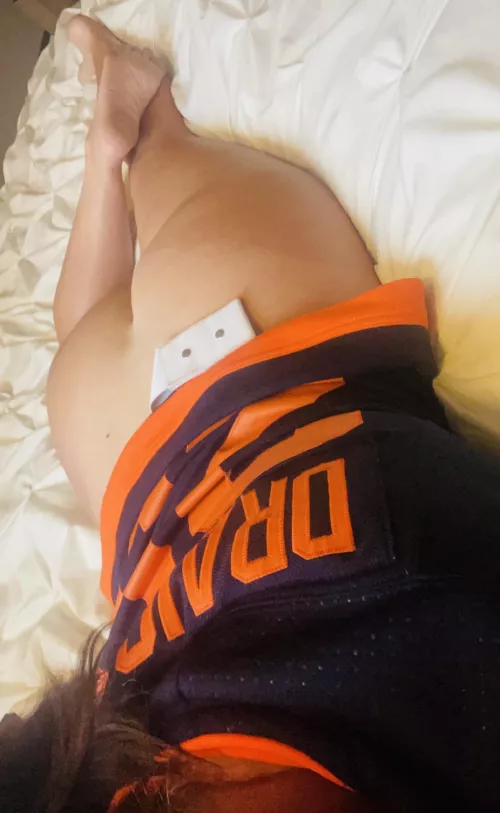 Now that the losing streak is behind us… let’s have some game day fun! by bertagrl