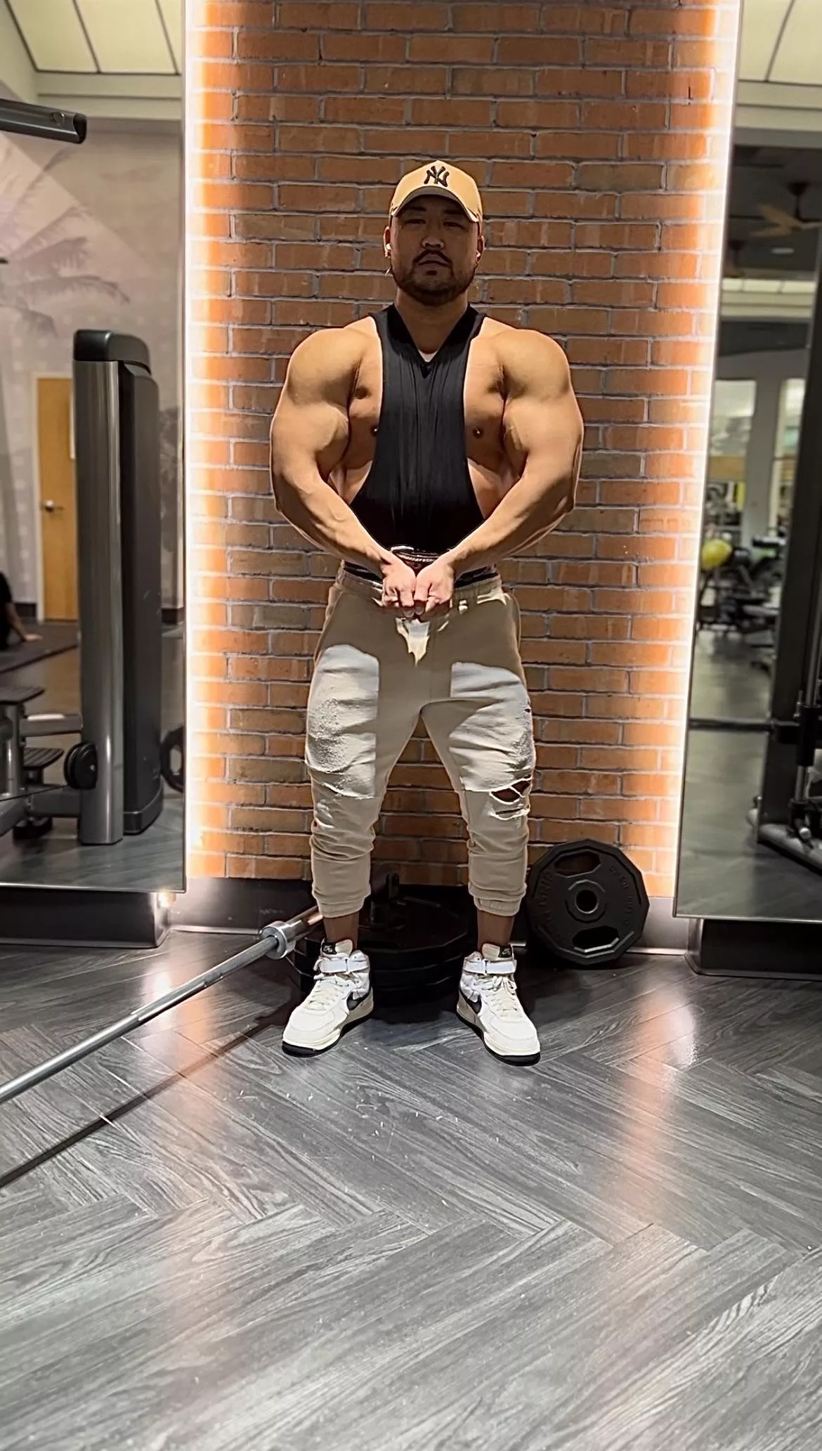 Who wants to help me take my top off? posted by KingKaiLuke2