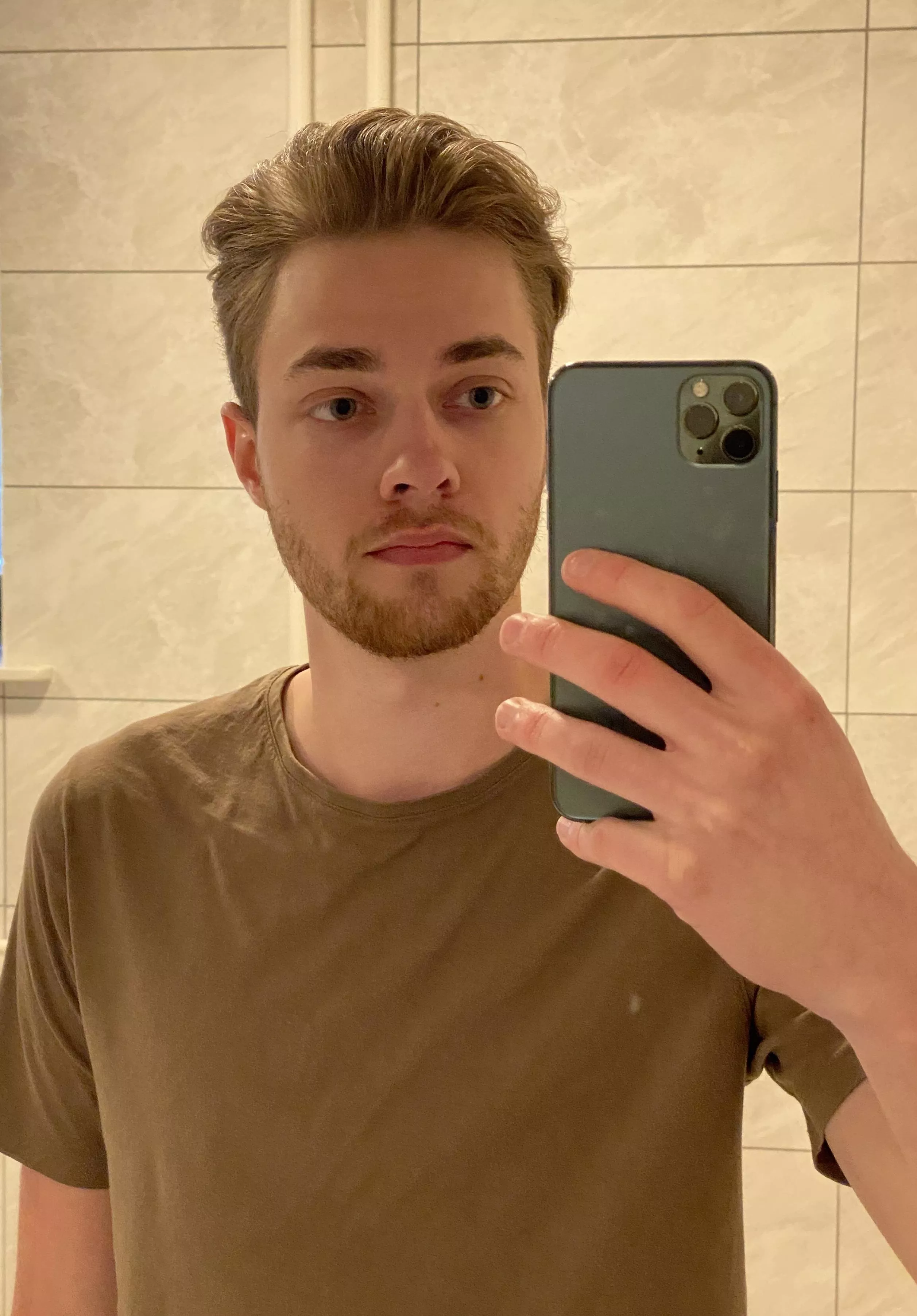 Did you know that Lana Del Rey has a song about iPhone 11? posted by Infamous-Flys