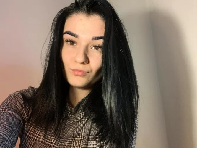 Don't leave me after classes😒 by Angelic_Seductress9