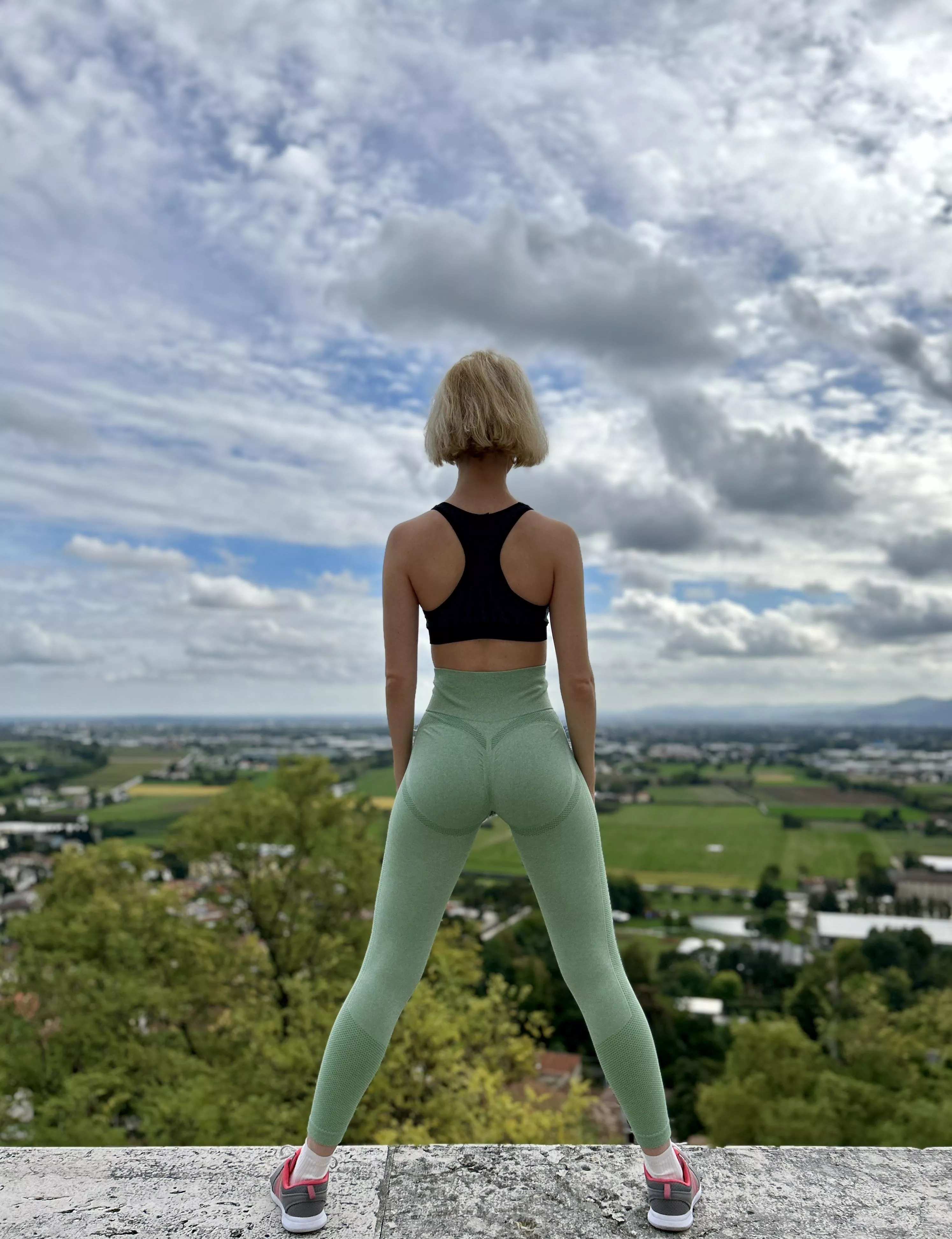 Enjoying the view posted by borniebb