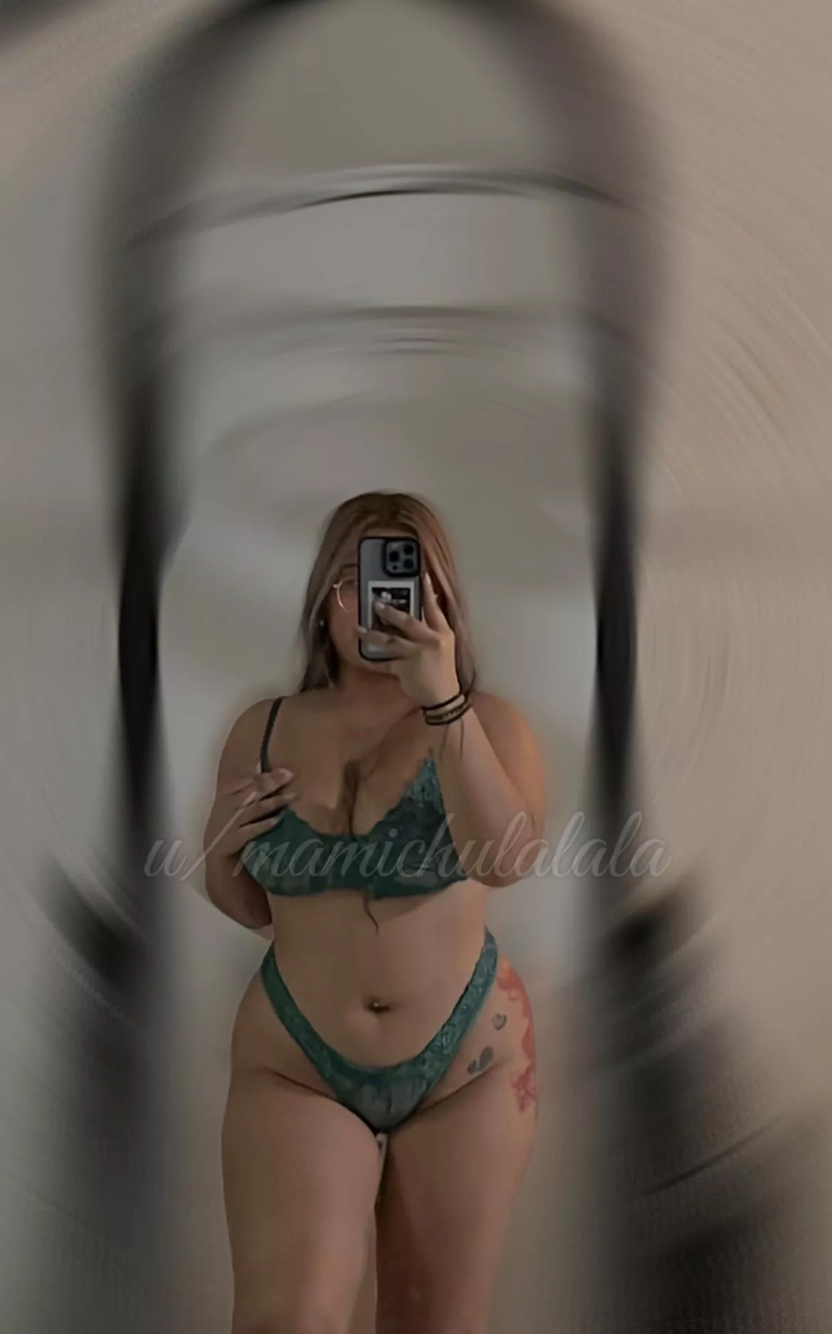 (f) i need some cuddle rn posted by mamichulalala