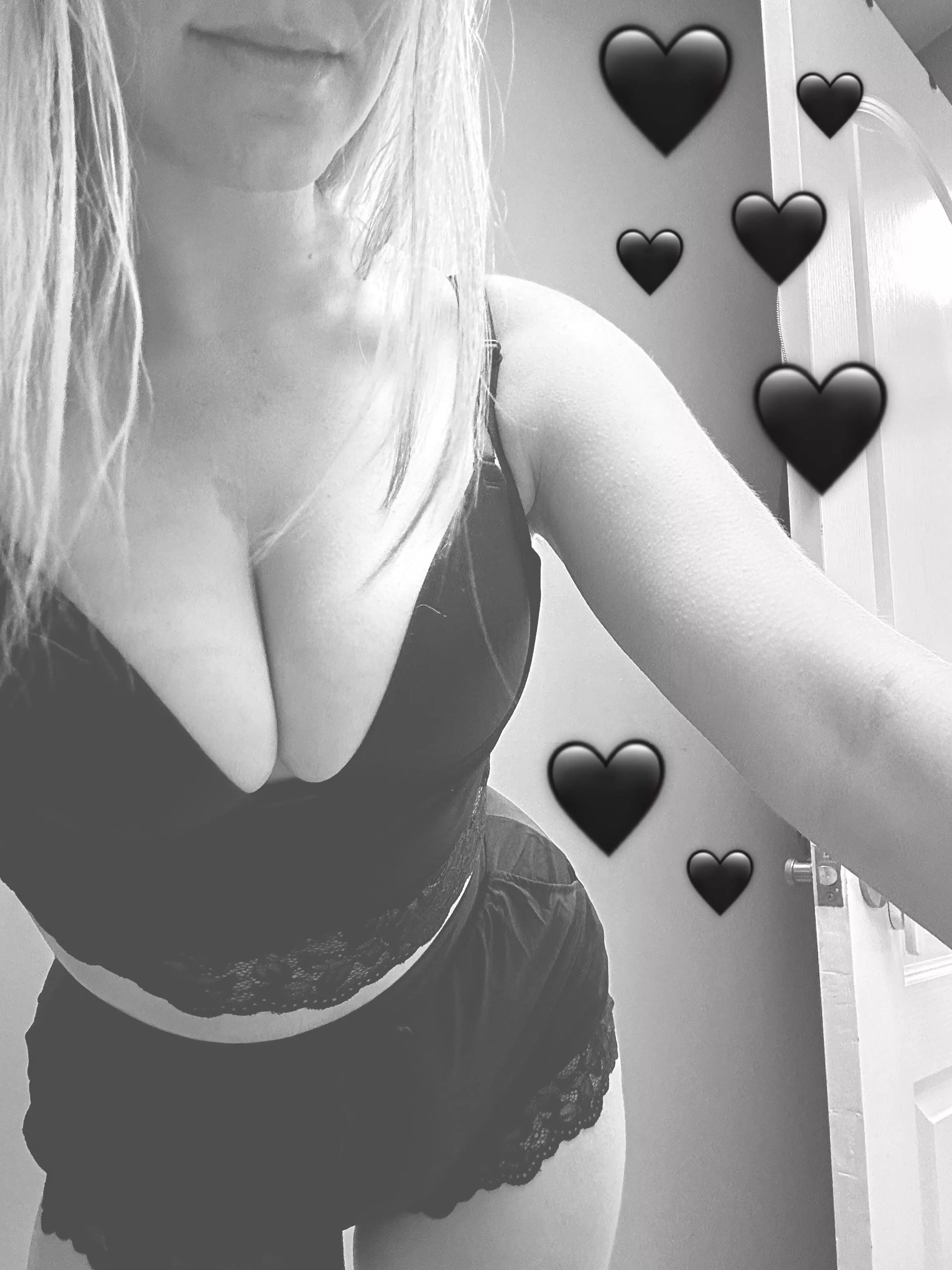 Good morning 🖤 posted by CinderellasSlippers3