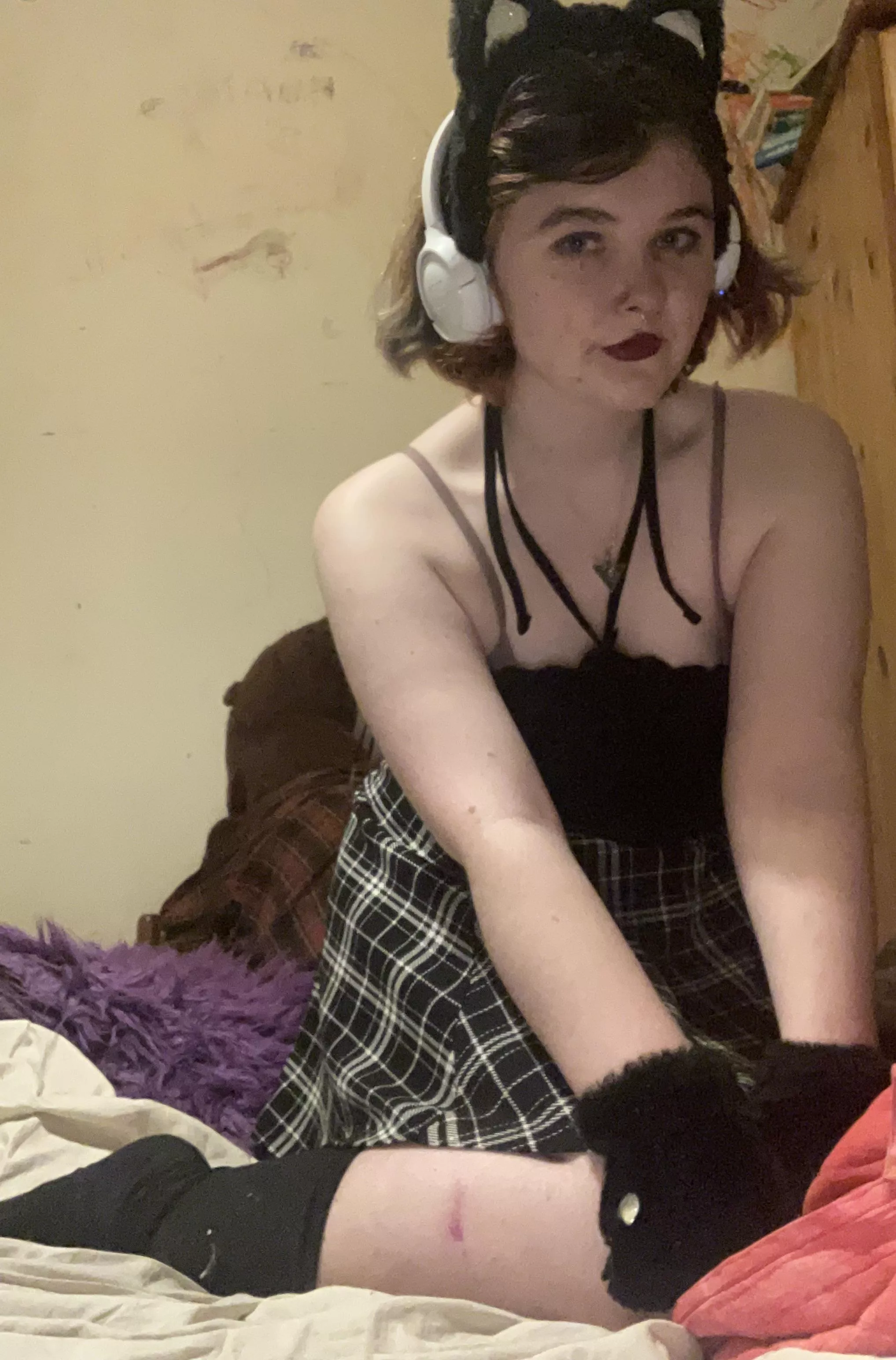 Happy femboy friday :3 posted by c4tb0y_6