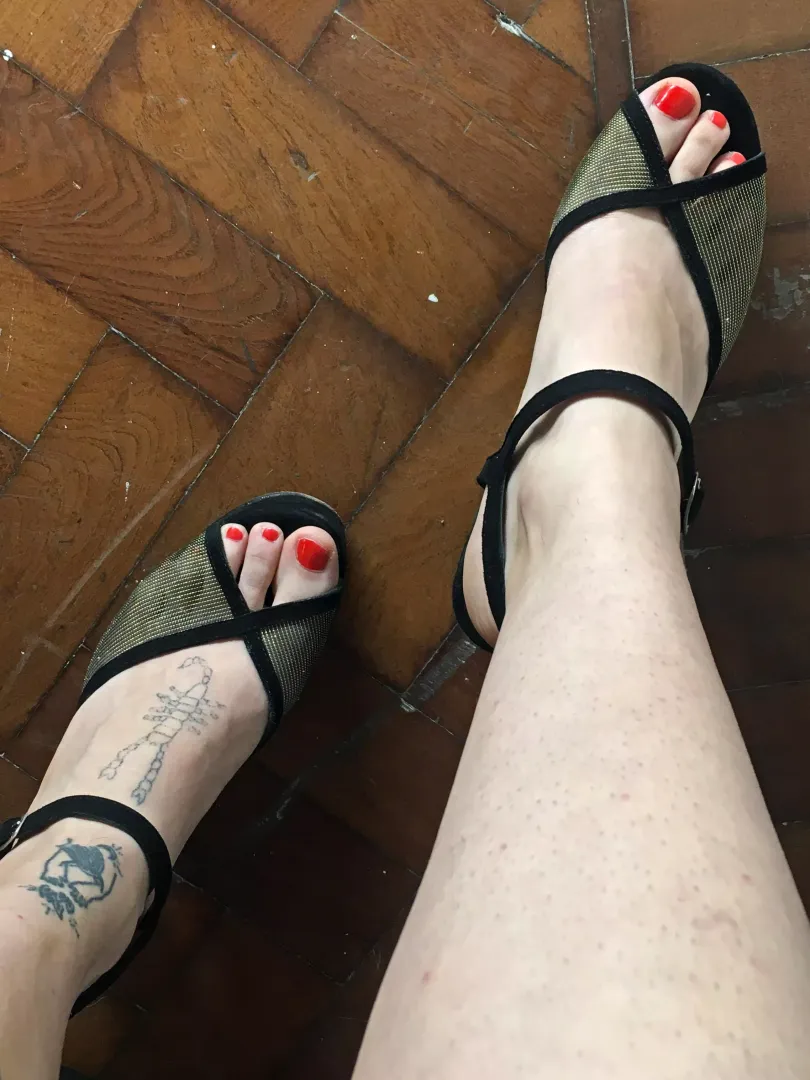 I'm wearing my precious high heel shoes tonight [F] by Southern-Deal5821
