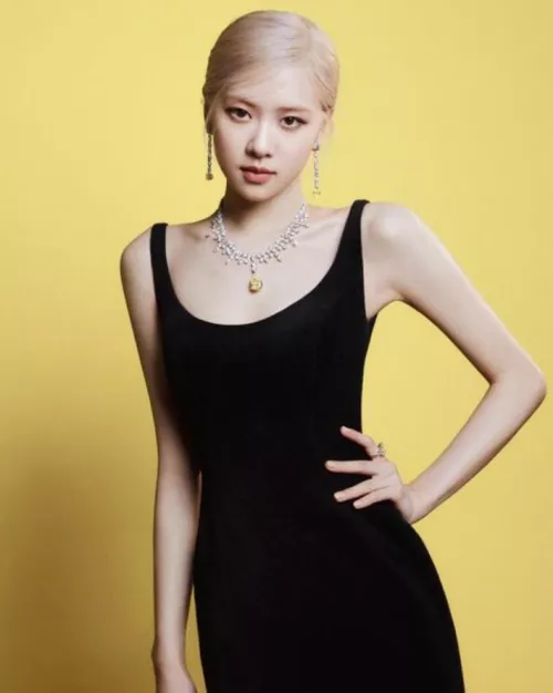 Is she beautiful? by 8080good