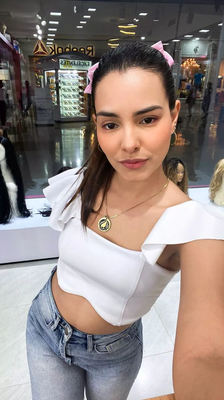 Loving my new croptop <3 posted by NearlyUsed