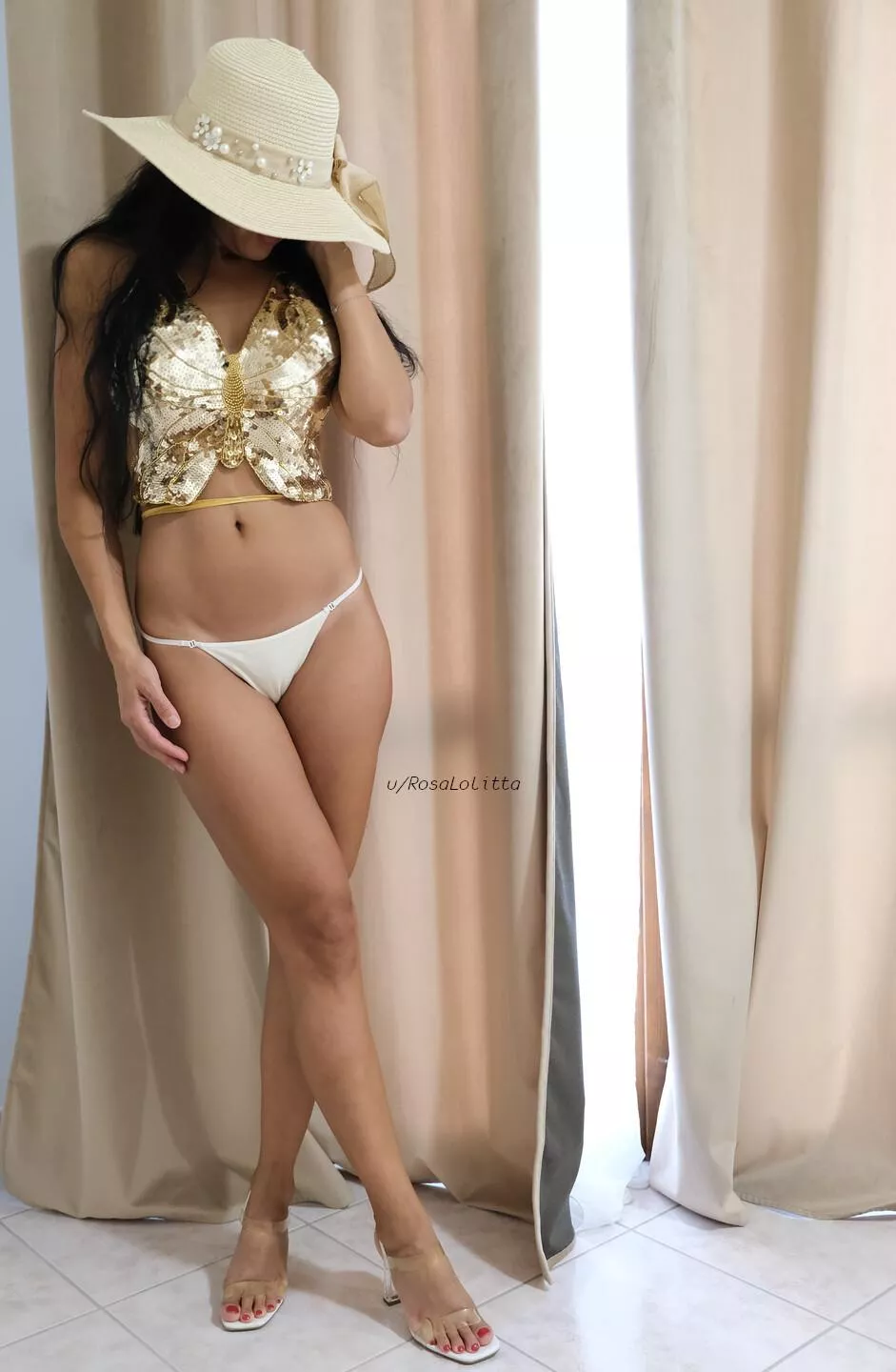 (OC) You don't have to be naked to look sexy... posted by RosaLolitta