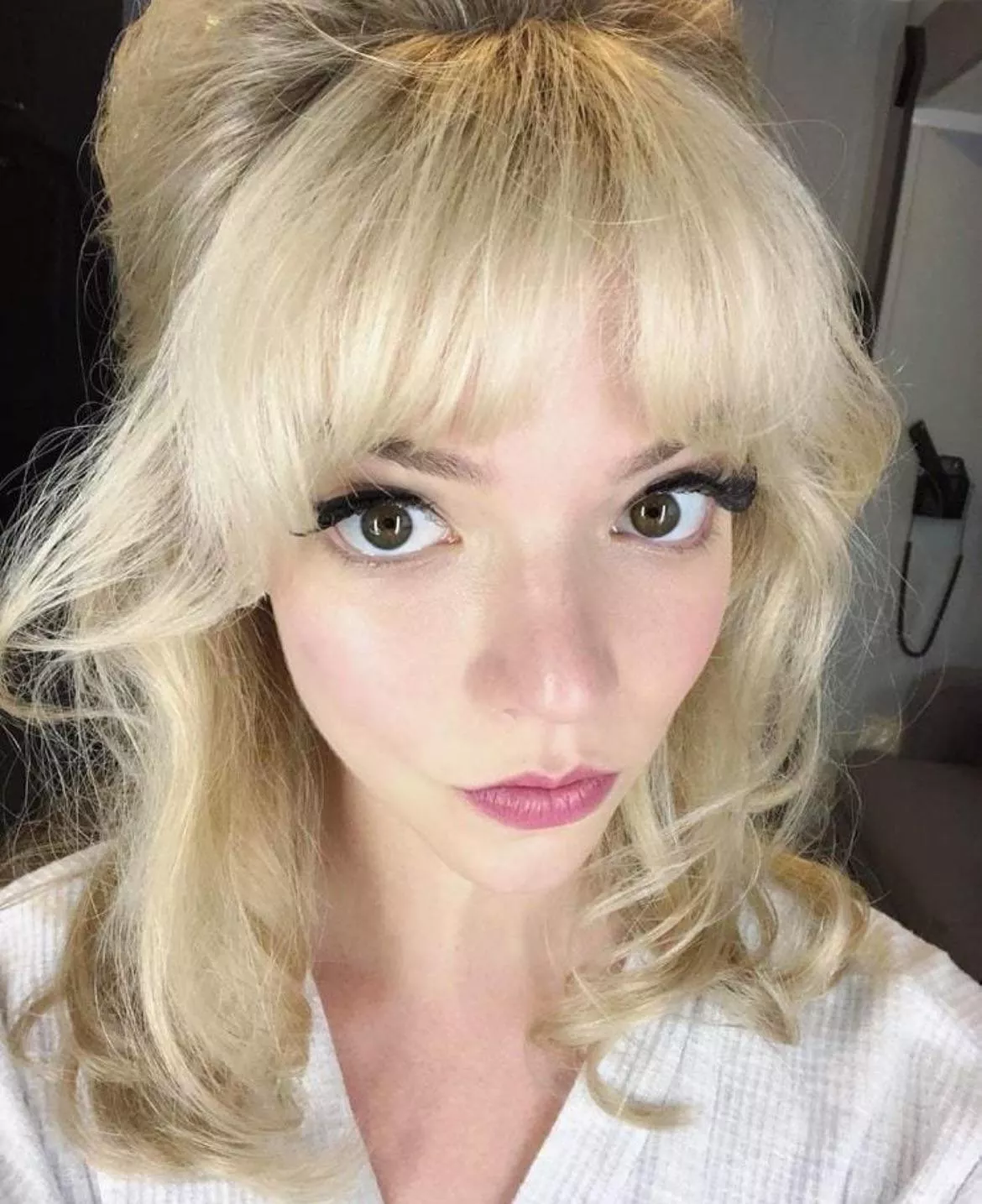 Quickie Goon sesh to Anya Taylor Joy really wish I had a Bi bud posted by biigdickjay36