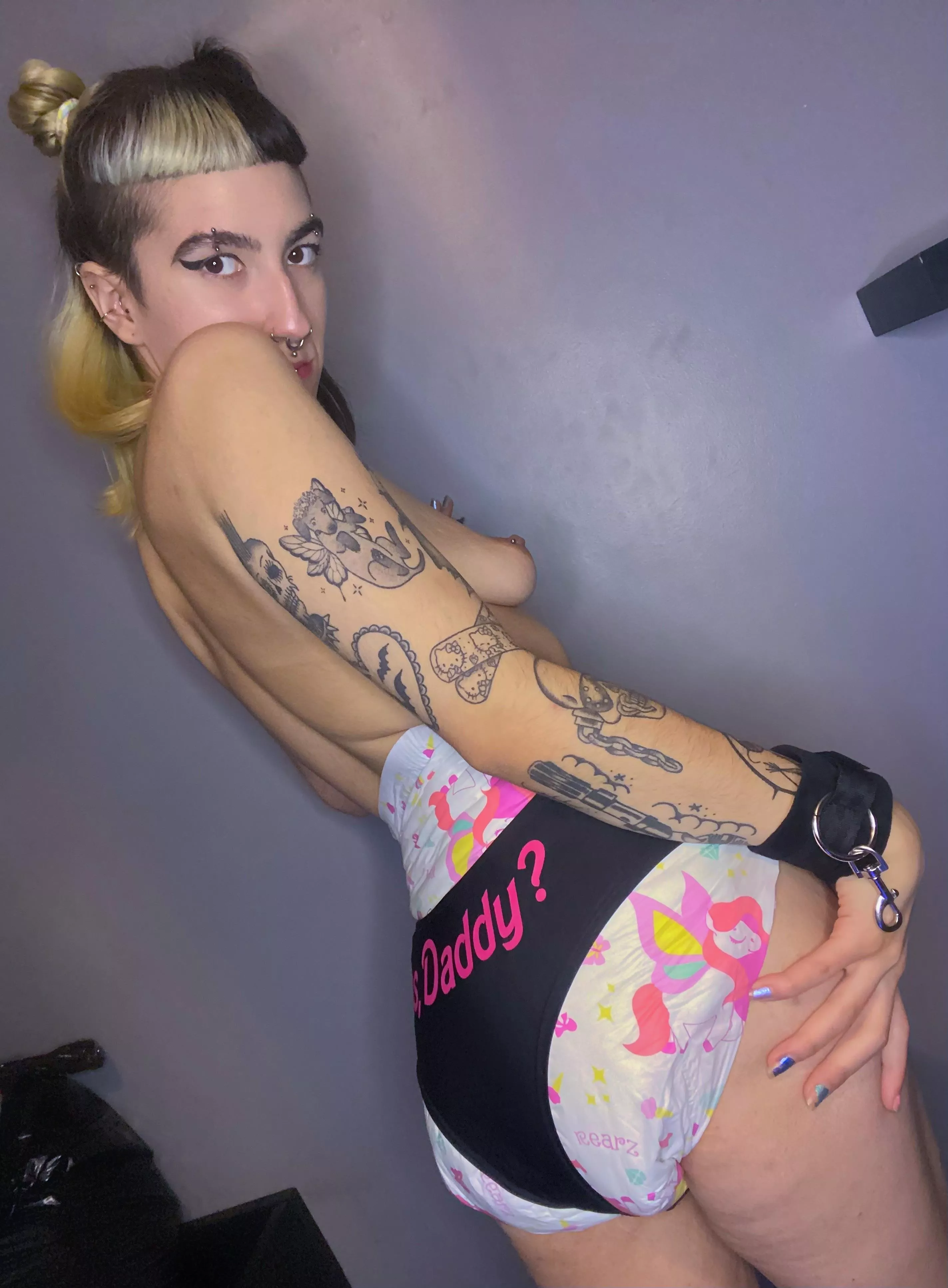 Ready to play! posted by deathcorediva