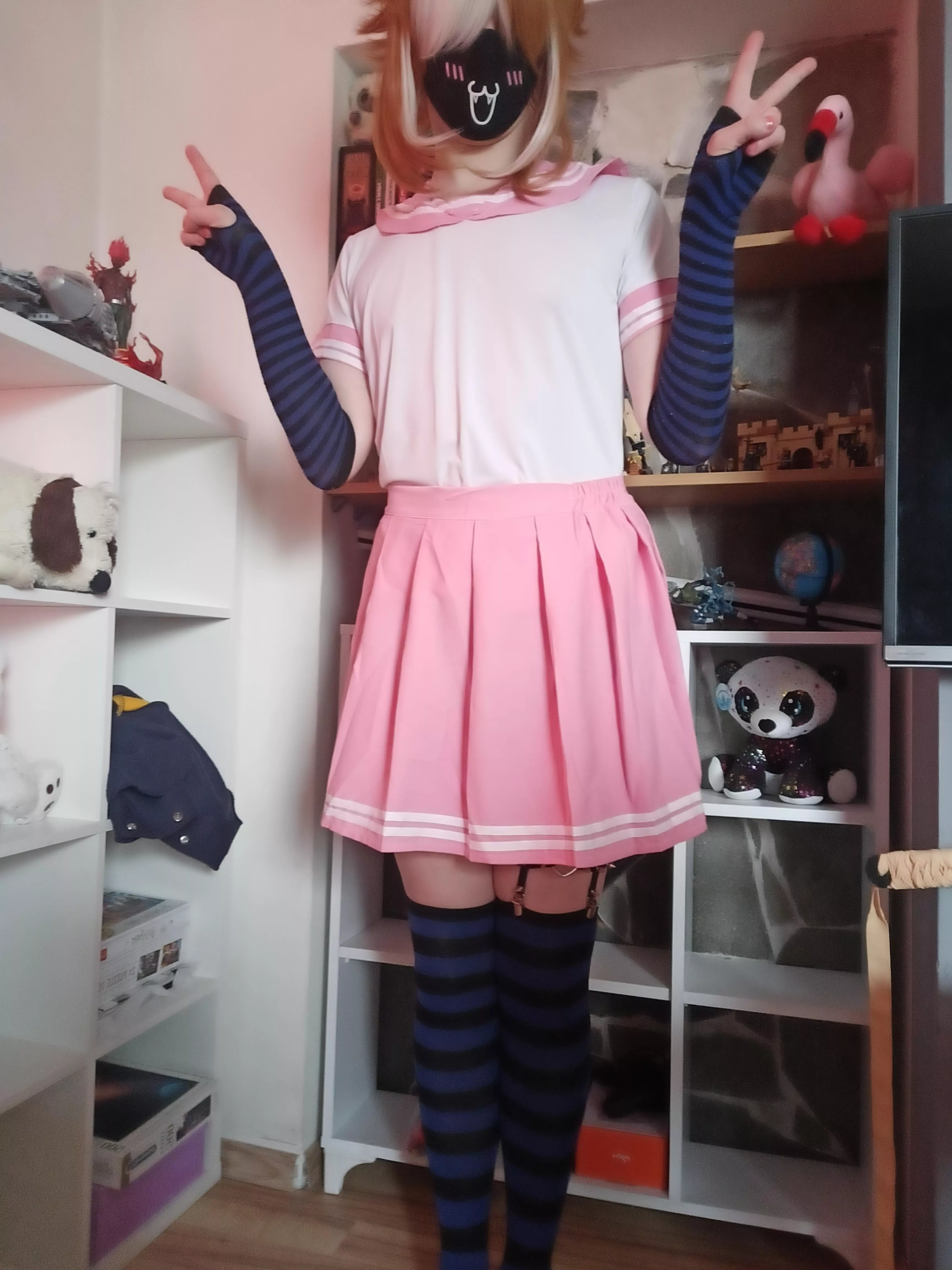 School uniform owo posted by SnowflakeFemboyowo