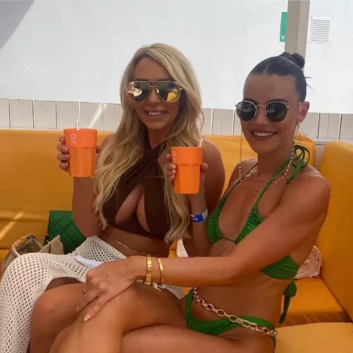 Which one? Most definitely left for me [2] by CumbrianStunners