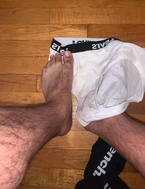 [25] Week long work shift, gym workouts and clubbing last night by mikethebuilder9