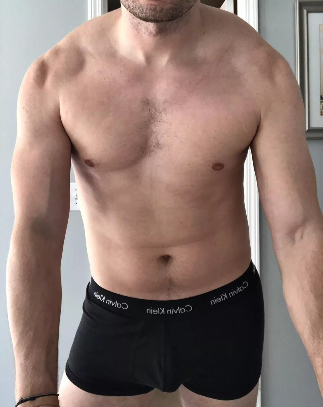 [32] My wife loves these boxers. I can’t figure out why. posted by FLR006