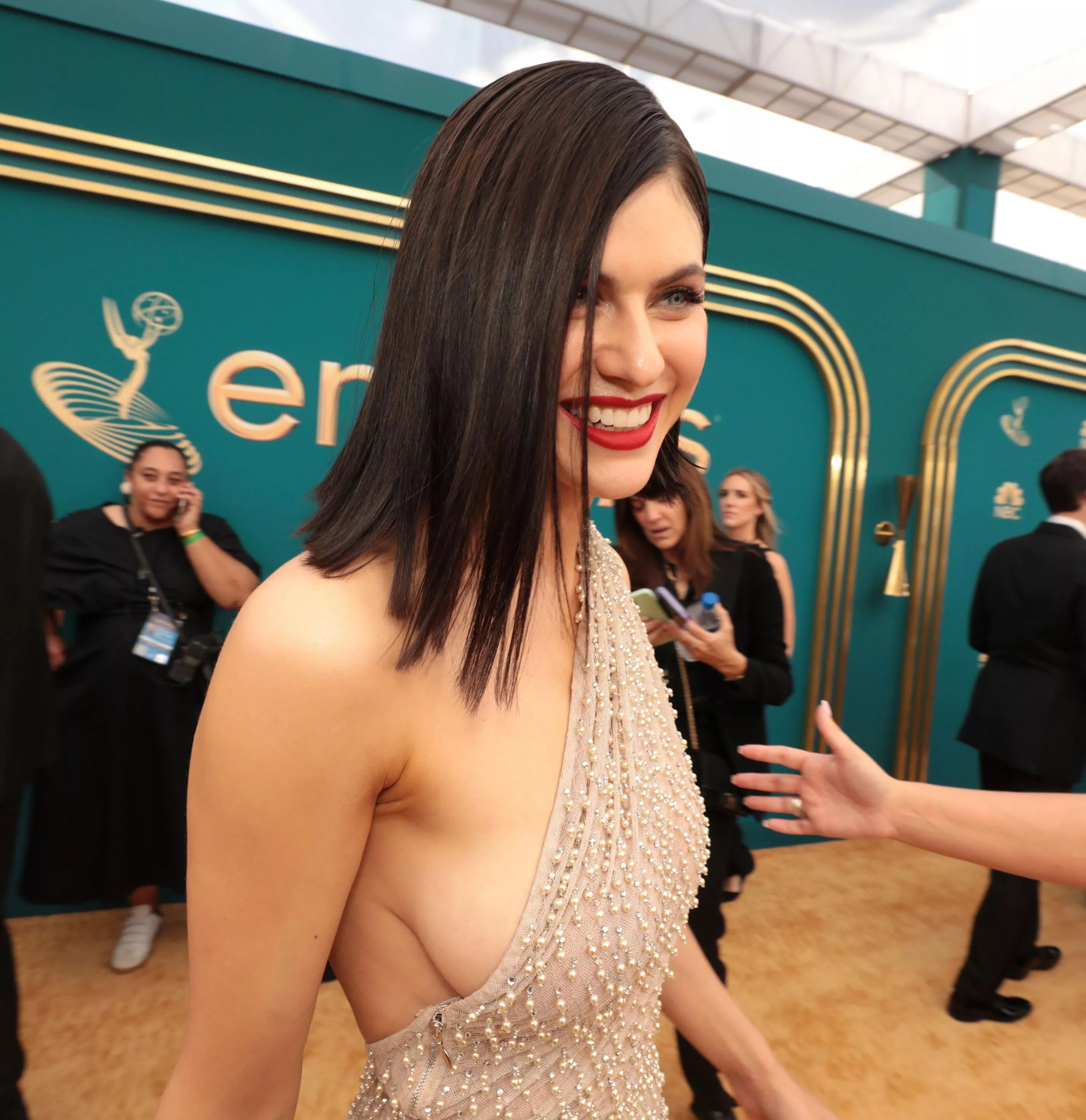 Alexandra Daddario posted by skienowho