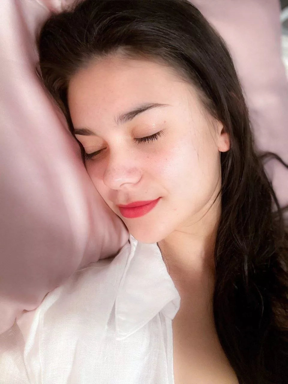 Got bored of being told I dont look like a latina because I am a bit pale.. posted by opasondec