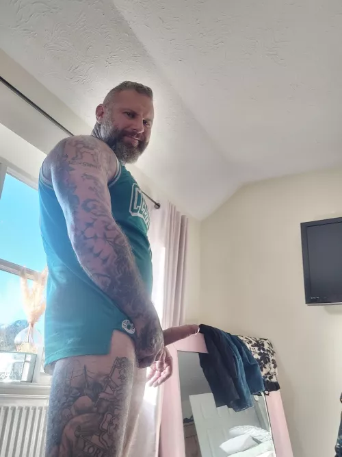 I think the neighbour likes watching (43) by daddy5147