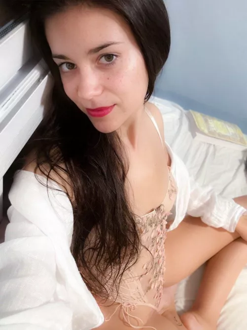 If I look you like that you know I want you to approach me! by opasondec