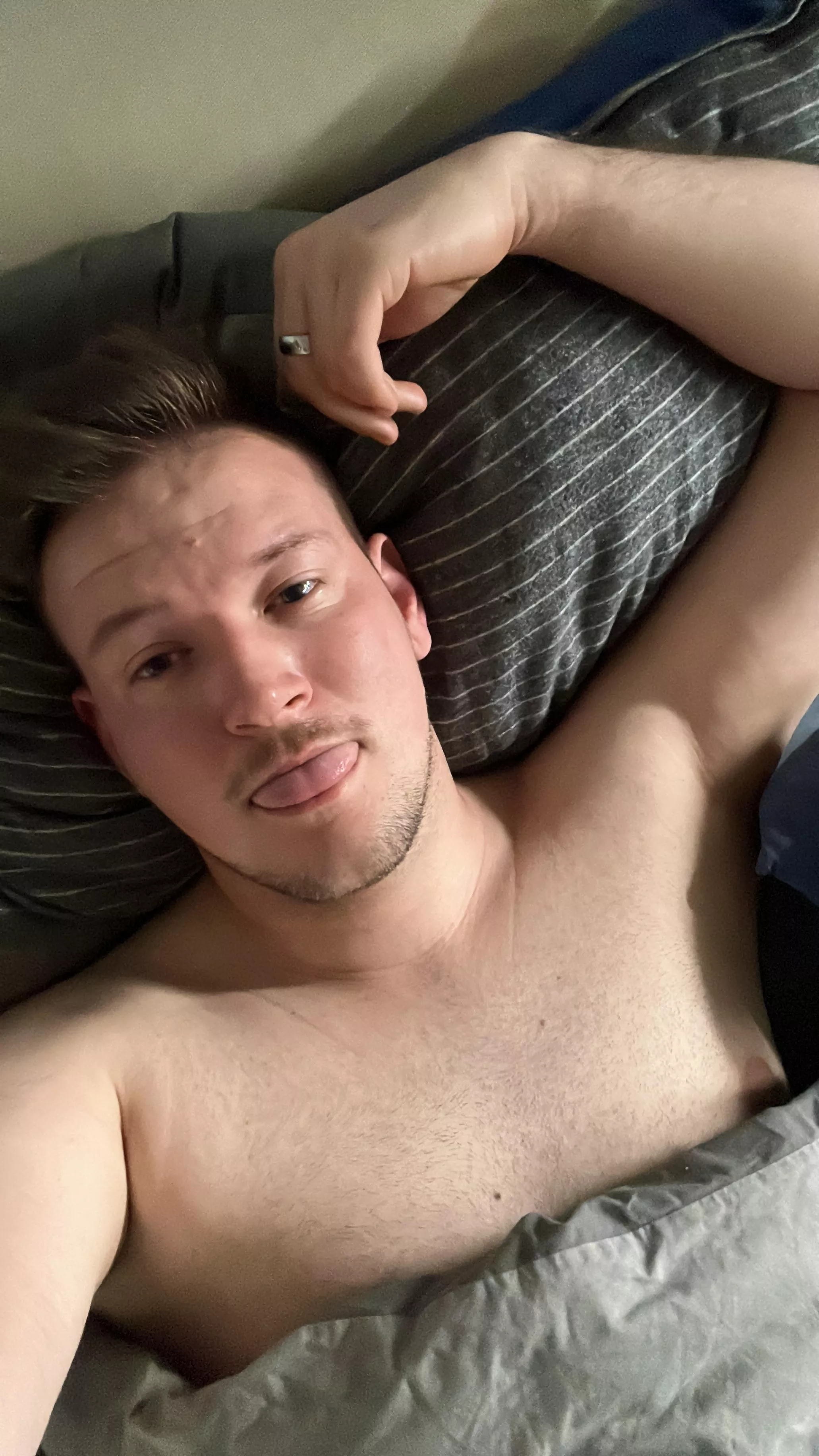 Lazy Sunday posted by Maragonia