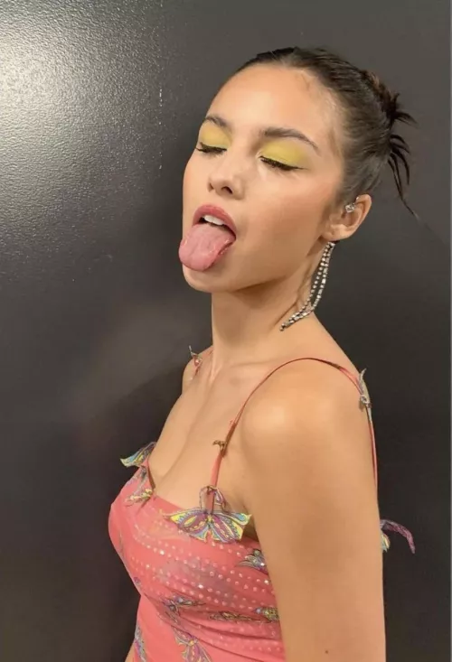 Olivia Rodrigo is slowly becoming one of my favourites by anonanon8989