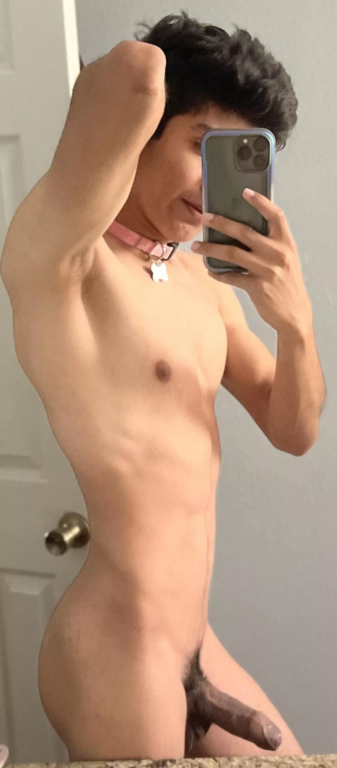 Someone need a good boy 🙃 posted by OPTotoro5271