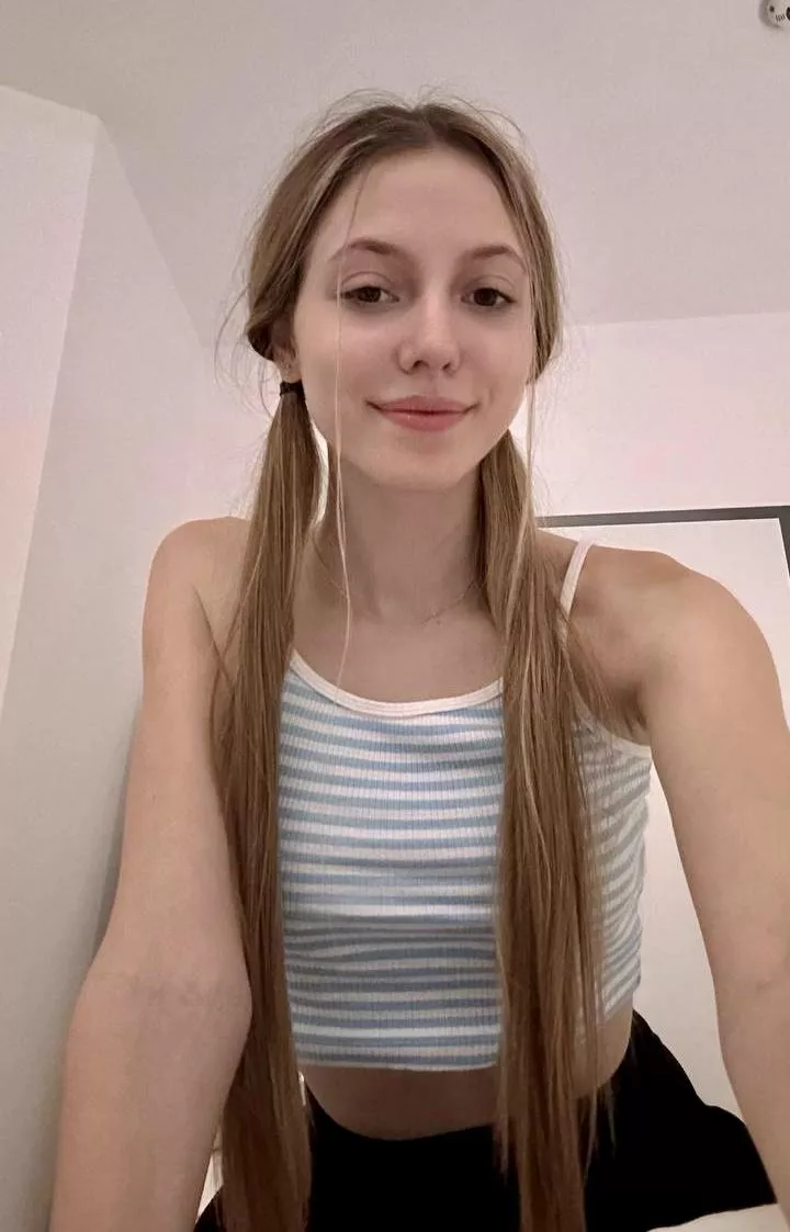 Tell me your age if you'd rail me posted by Nastya_Williams