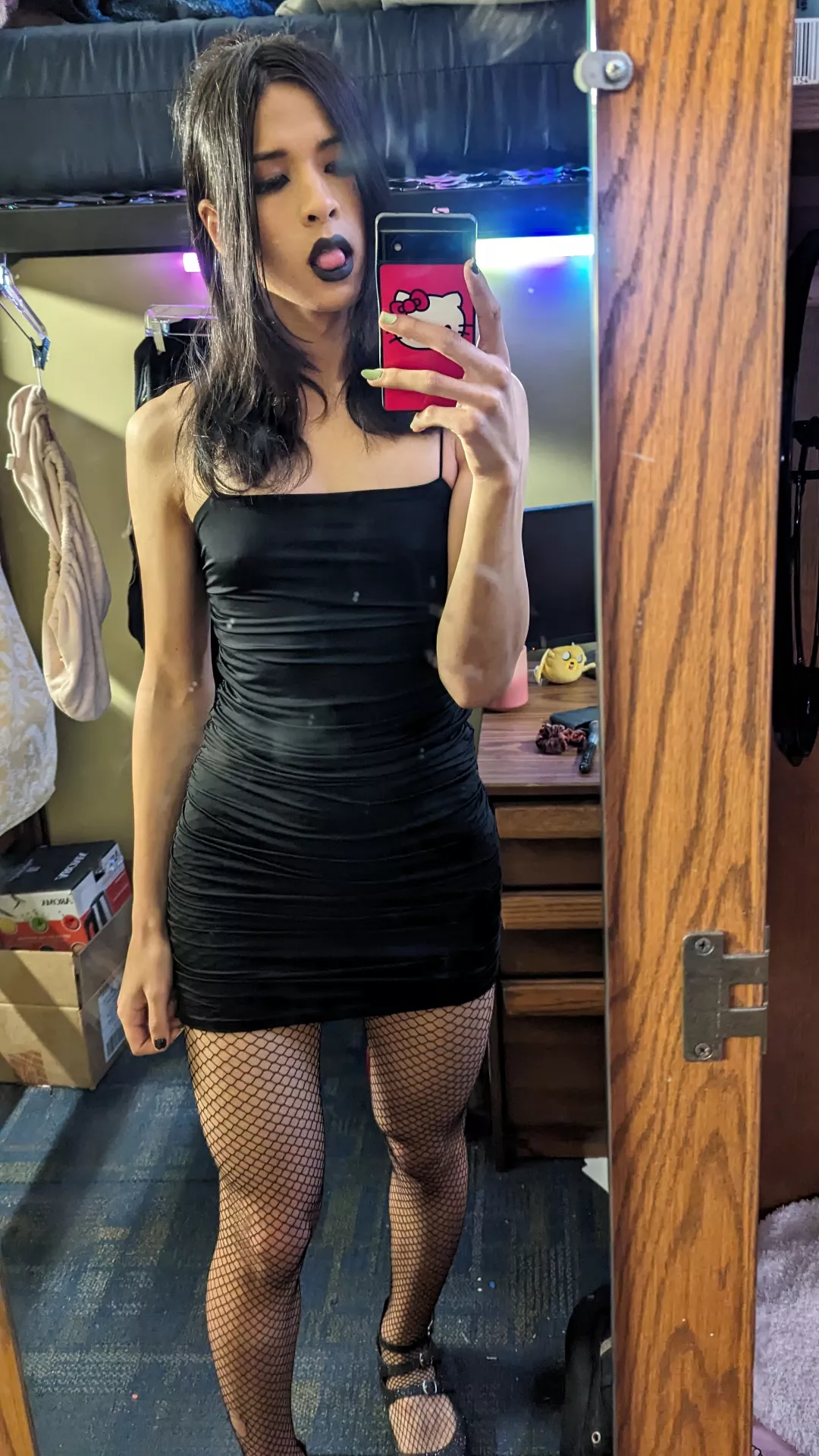 Worst Facial Expression from shoot but best thighs posted by somehow_memorable