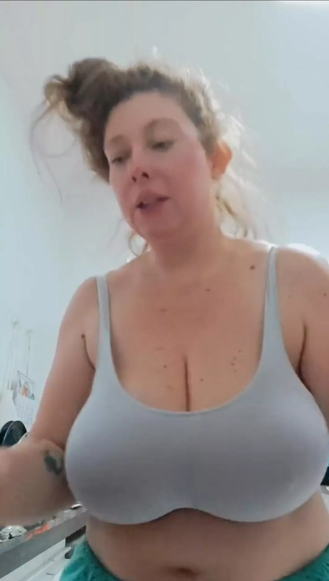 Would you fuck my raw? posted by Unusual_Air3712