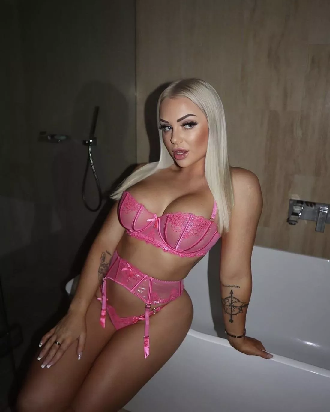 Barbie slut posted by Expertatmeasuring_2