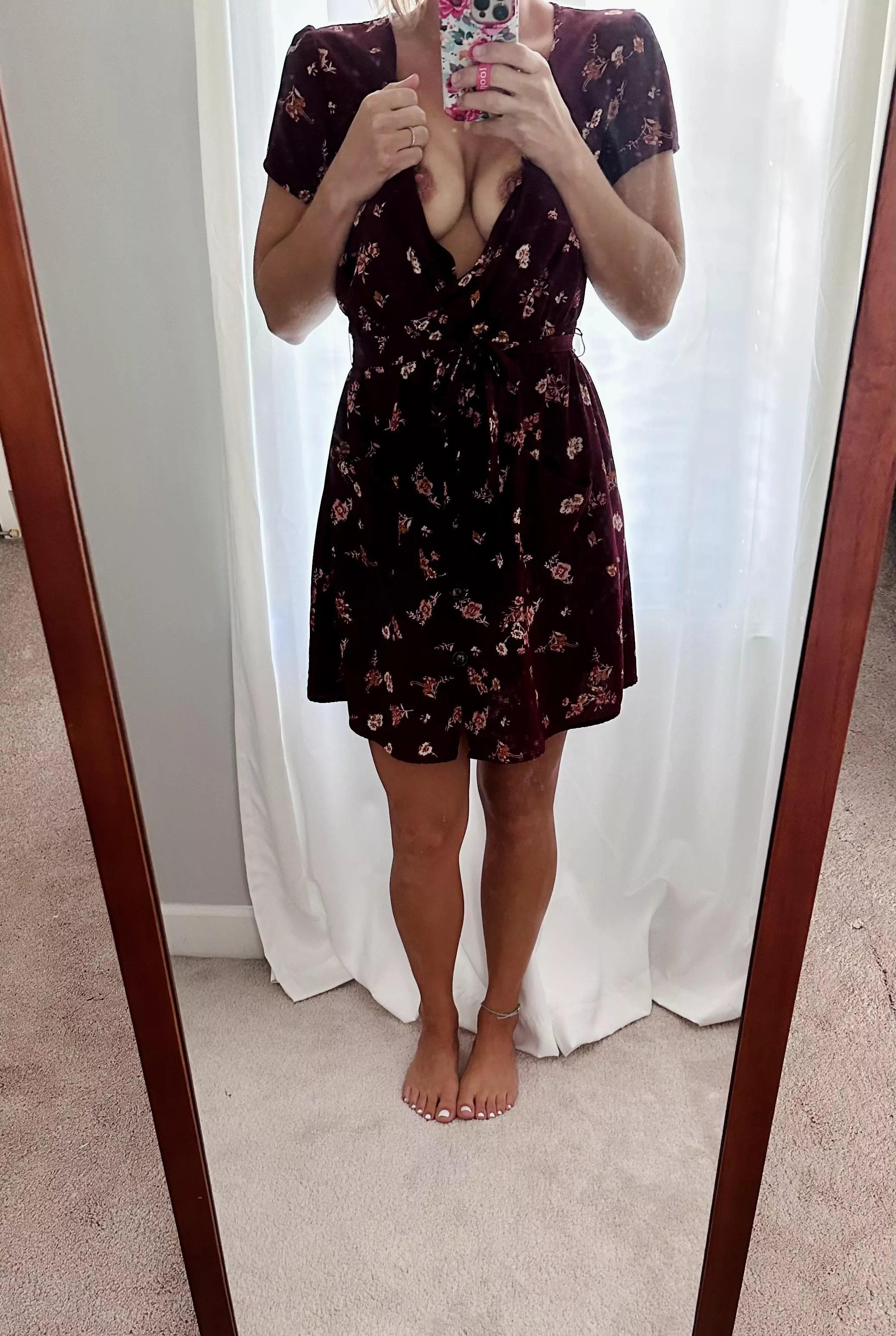 Do you like my dress? posted by TeasingSandyxoxo