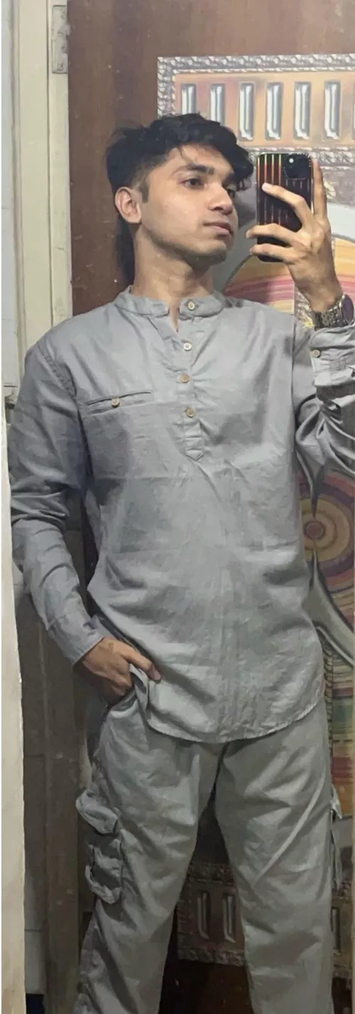 How do i look in this? by impulsive-human