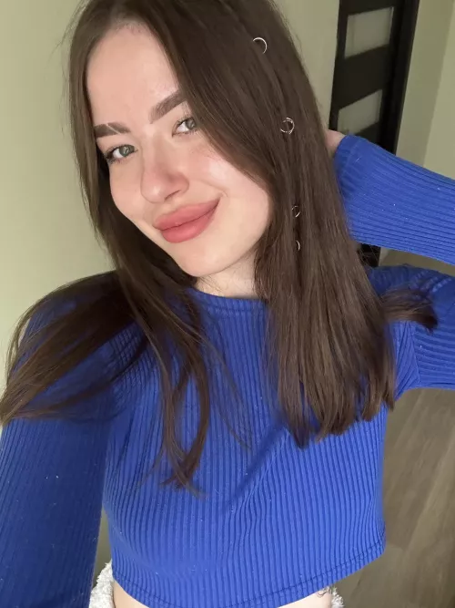 I don't want to go to college today 🤫 by Yummy_Strawberry_535