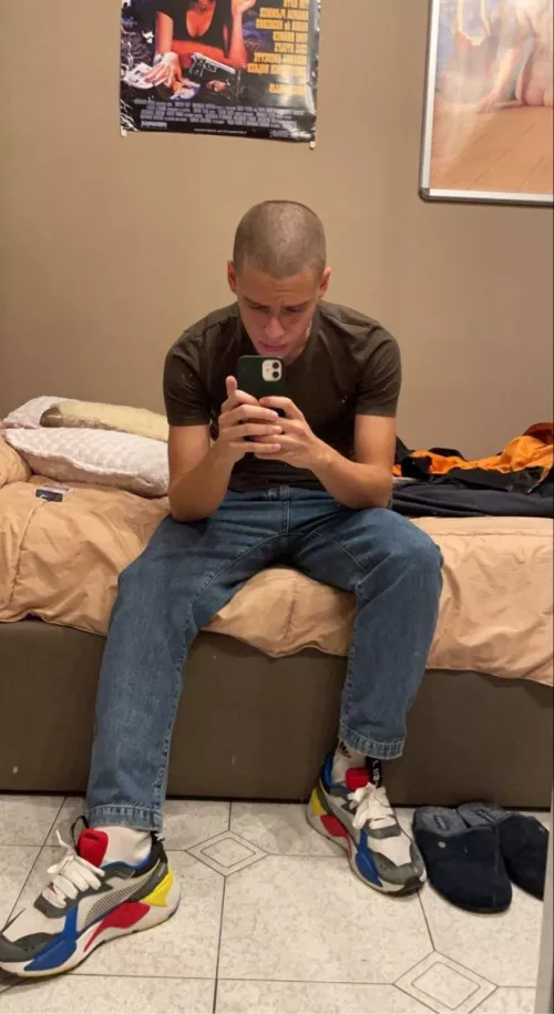 M21, just did a buzz cut. Let me know how it goes :) by noirberry0