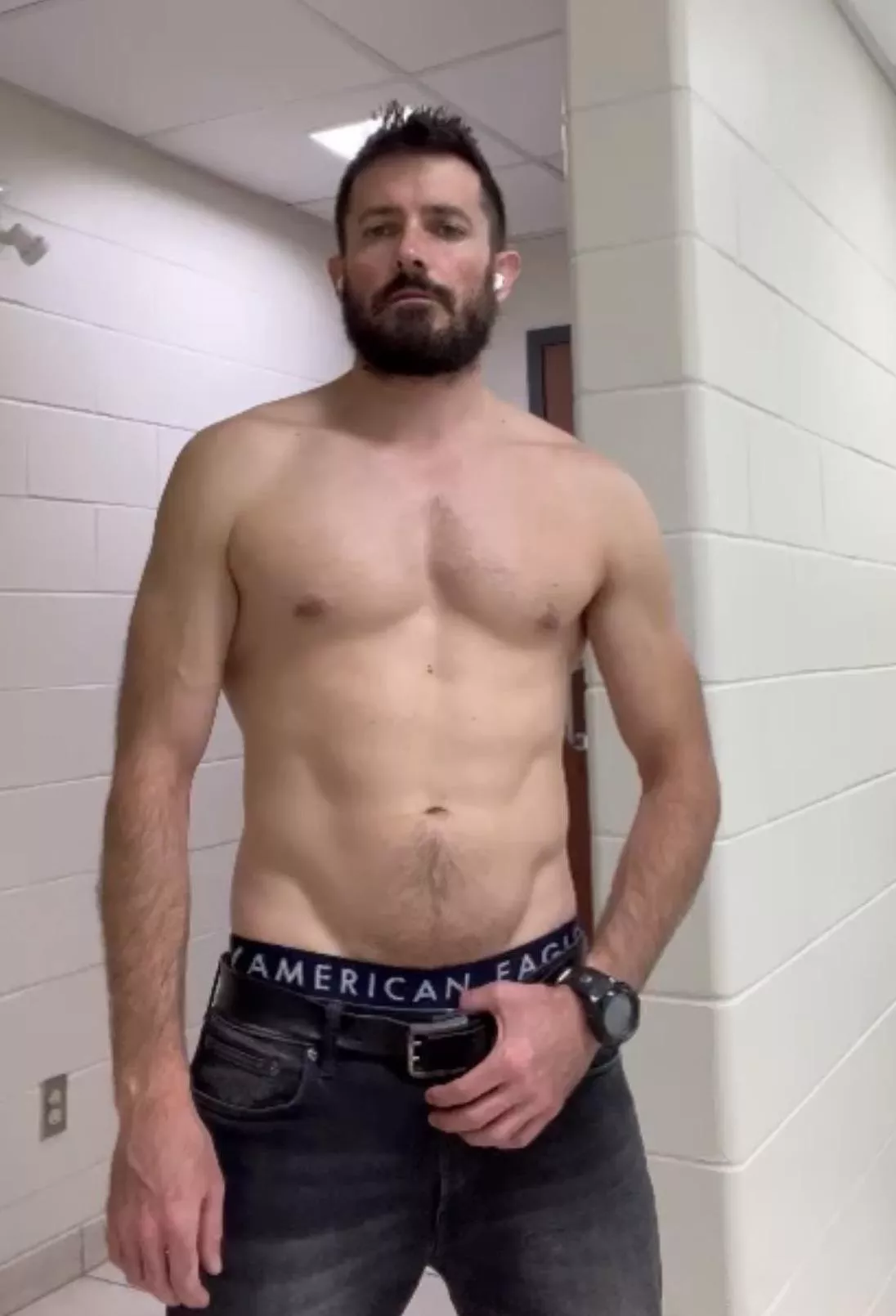 Quick bathroom selfies at the gym OK here? posted by UsefulDILF