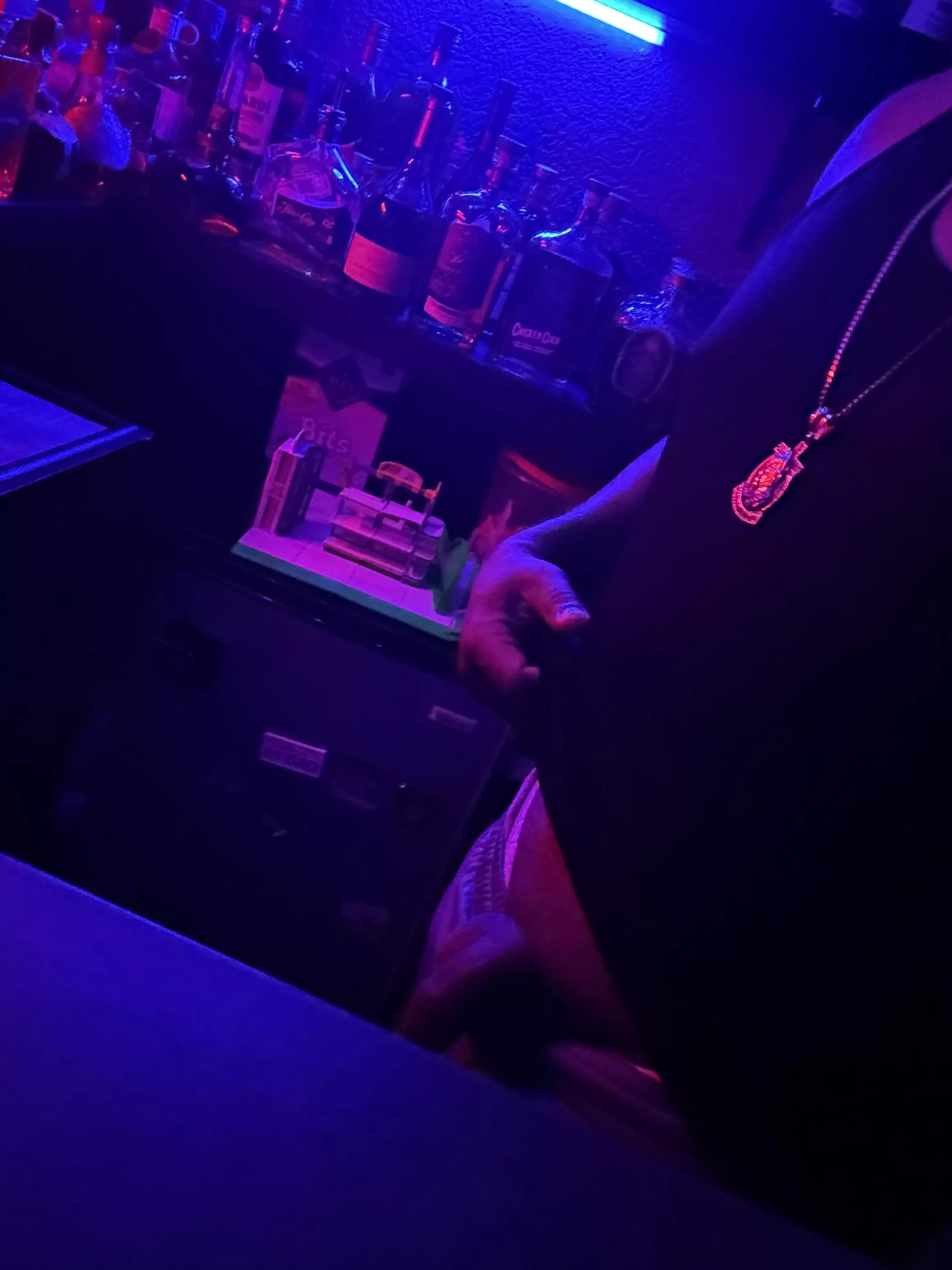 Slip at the bar posted by BlkBonBon