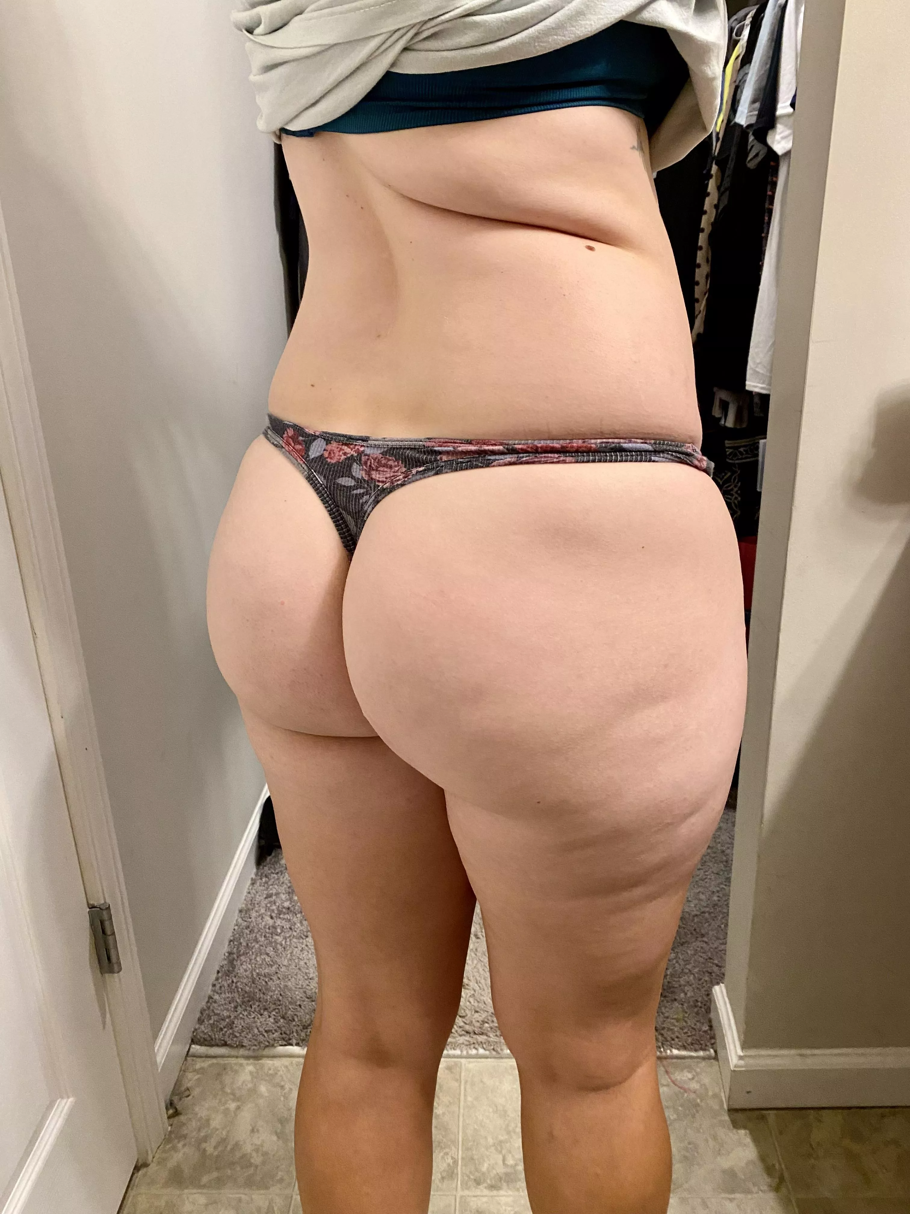 Sweet dreams 😘 F29 posted by ______mywifehard