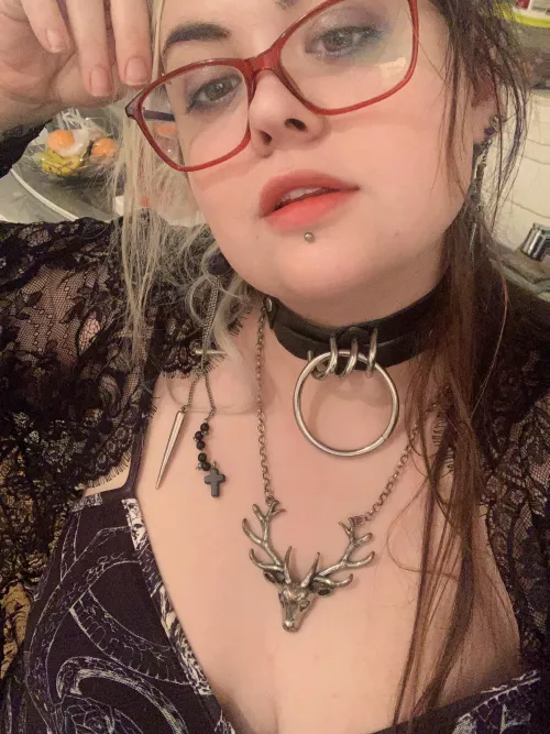 Tired and bored :’) by virtualhousewife