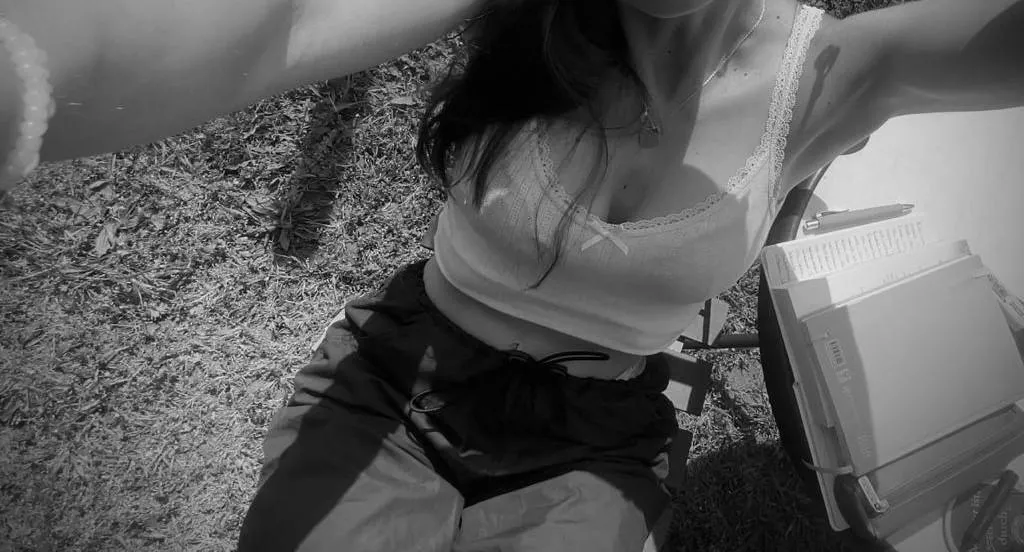 Would you notice me in my white croptop when you would walk past me on the street? posted by StarryGlimmers