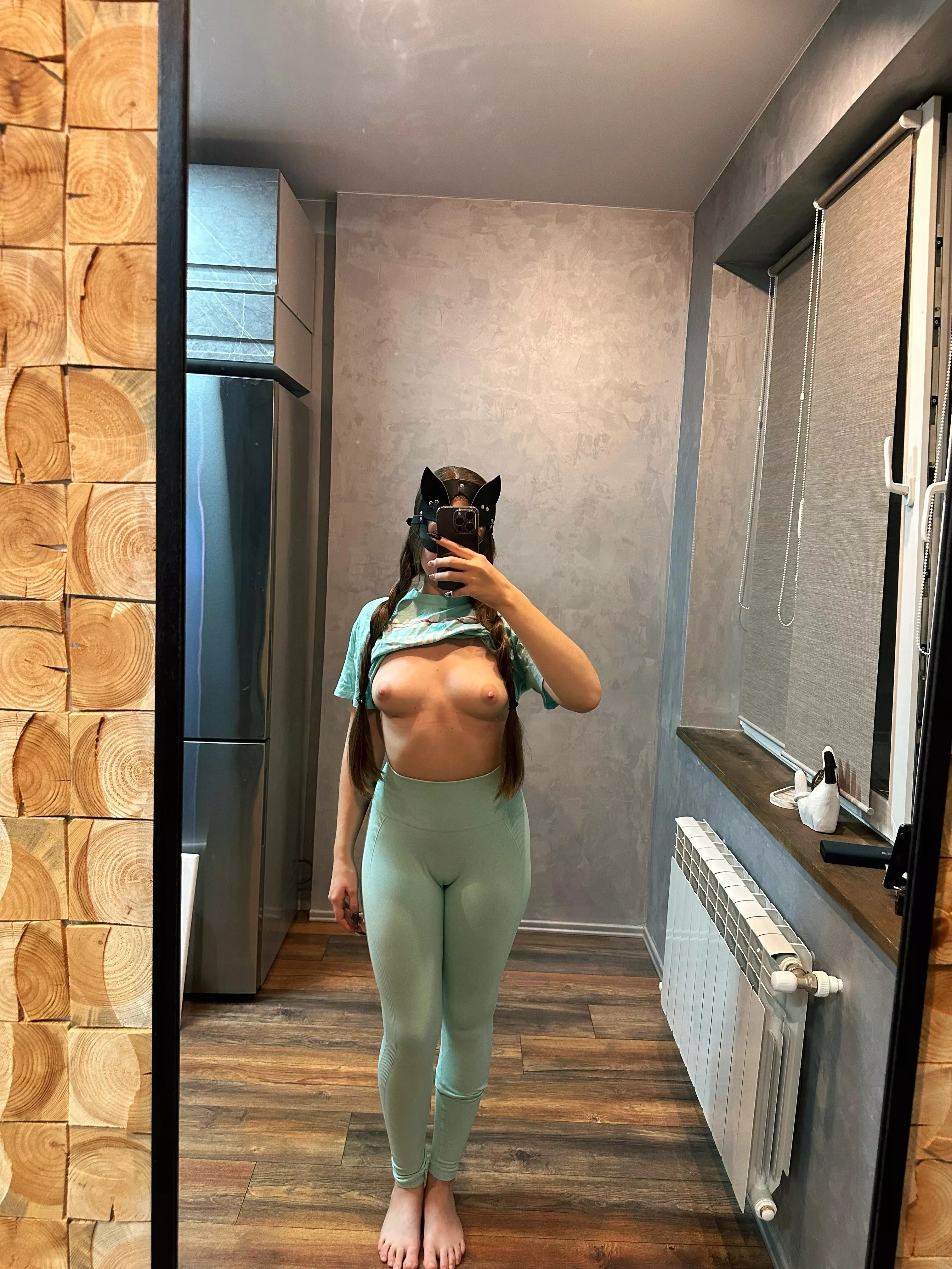 Young & all natural posted by honeyxxa