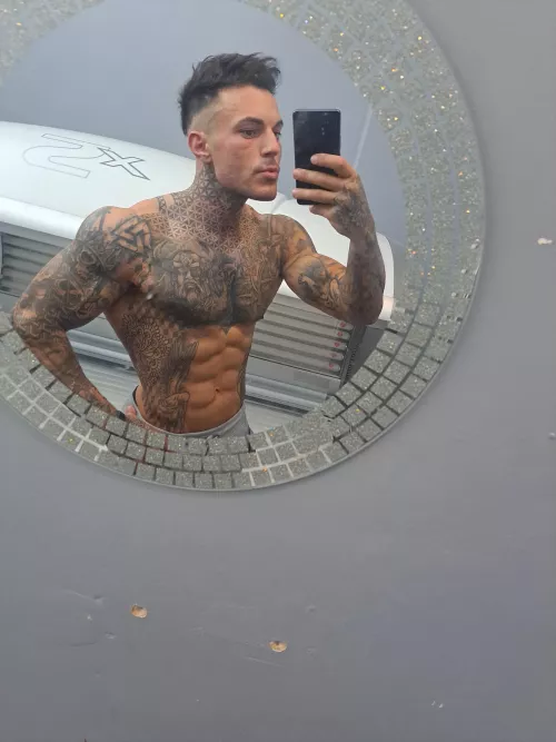 6ft2, 200 pounds ;) by bahamianDowel769