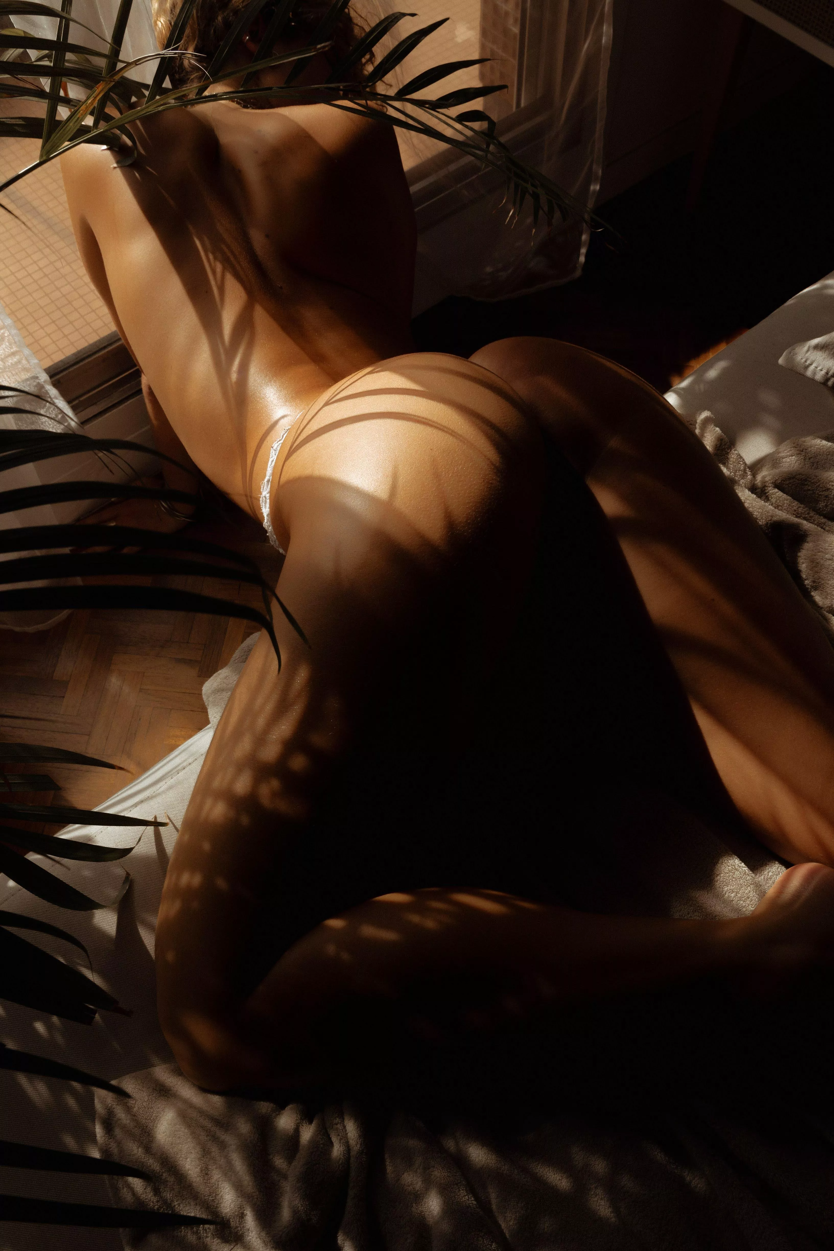 Beautiful body under the sun (by Kevin Arnaud) posted by KevinArnaud