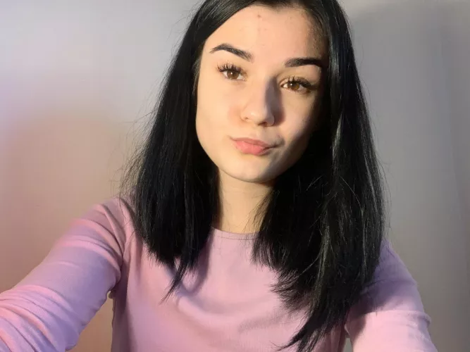 Brunettes are the best😎 by Angelic_Seductress9